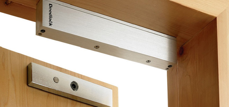 Magnetic lock installation San Fernando